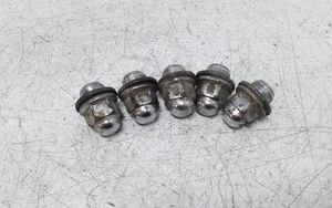 Mitsubishi Outlander Nuts/bolts 