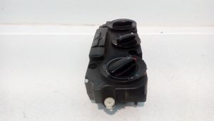 Volkswagen Golf V Ilmastoinnin ohjainlaite 1K0820047EF