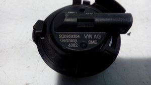 Volkswagen Golf VII Airbagsensor Crashsensor Drucksensor 5Q0959354