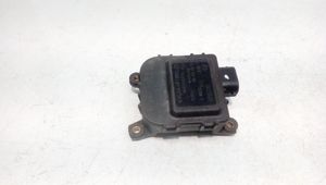 Volkswagen PASSAT B5 Motor/activador trampilla de calefacción 0132801149