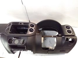 Volkswagen Tiguan Dashboard 