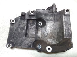 Volkswagen PASSAT B5.5 Supporto del generatore/alternatore 038260885C