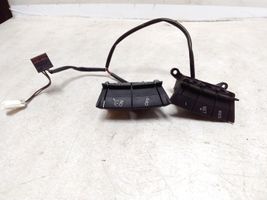 Ford Focus Pulsanti/interruttori sul volante G952A30347739B