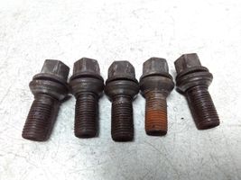 Volkswagen Phaeton Nuts/bolts 