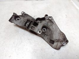 Nissan Note (E11) Support de générateur / alternateur 8200669495