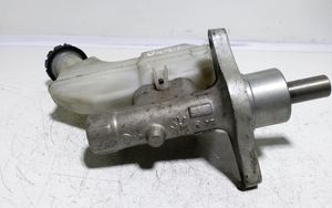 Renault Clio III Główny cylinder hamulca 8200129956