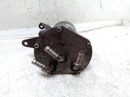 Volkswagen PASSAT B7 Boîtier de filtre à carburant 7N0127400