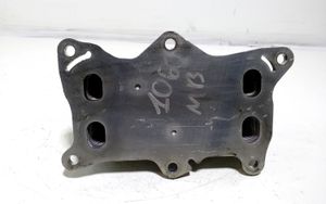 Mercedes-Benz E W213 Halterung Ölfilter / Ölkühler A6541800265