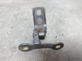 Opel Vectra C Front door lower hinge 