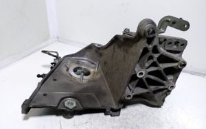 Opel Zafira B Generator/alternator bracket 55194411