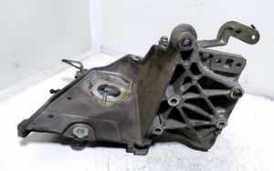 Opel Zafira B Generator/alternator bracket 55194411
