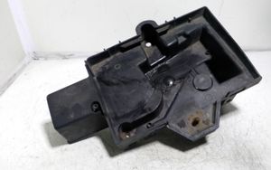 Chrysler Voyager Boîte de batterie 05109648AA