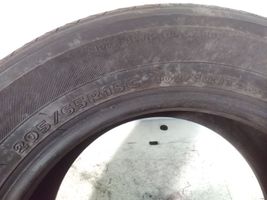 Mercedes-Benz Vito Viano W638 R15 C summer tire 20565R15C