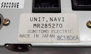 Mitsubishi Space Wagon Navigaatioyksikkö CD/DVD-soitin MR285270