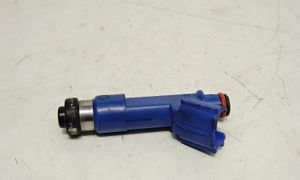 Toyota Yaris Injecteur de carburant 2325021040