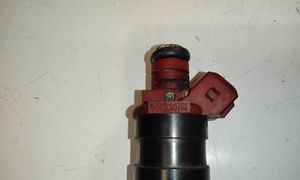 Opel Calibra Injecteur de carburant 90501588