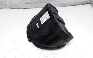 BMW 1 E82 E88 Tachimetro (quadro strumenti) 102498584