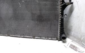 Audi Q7 4L Radiateur de refroidissement 7L6121253B