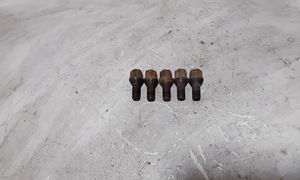 Opel Vectra C Nuts/bolts 