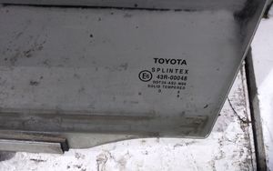 Toyota Avensis T250 Luna de la puerta trasera 
