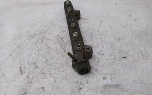 Toyota Yaris Kraftstoffverteiler Einspritzleiste Verteilerrohr 2381033010