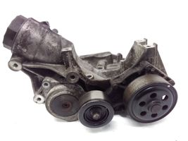 Honda CR-V Generator/alternator bracket 