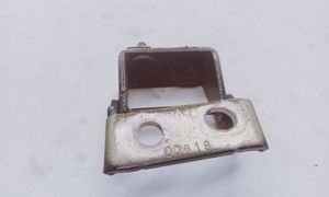 Opel Antara Tailgate/trunk/boot hinge 00G18