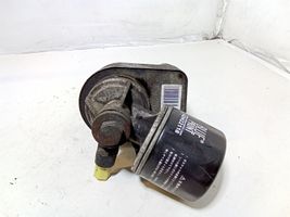 Nissan Qashqai+2 Support de filtre à huile 779744C