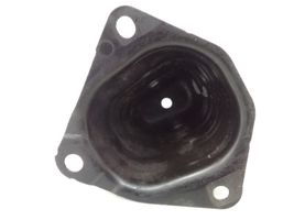 Nissan Qashqai+2 Support de pare-chocs arrière 85213