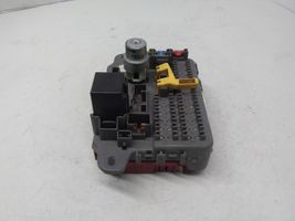 Rover 214 - 216 - 220 Drošinātāju bloks YQE102470