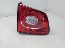 Volkswagen Tiguan Lampy tylnej klapy bagażnika 5N0945093C