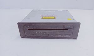 Seat Leon (1P) Zmieniarka płyt CD/DVD 8E0035111D