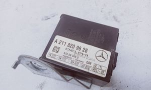 Mercedes-Benz CLS C219 Hälytyksen ohjainlaite/moduuli A2118209626