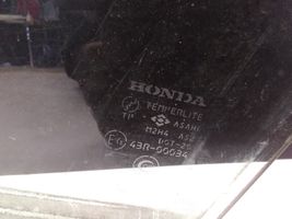Honda Stream Pagrindinis priekinių durų stiklas (keturdurio) 