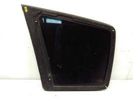 KIA Carens I Rear side window/glass 