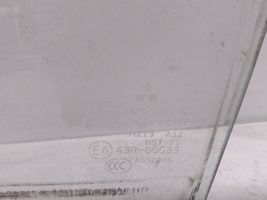 Mitsubishi Pajero Pagrindinis galinių durų stiklas 