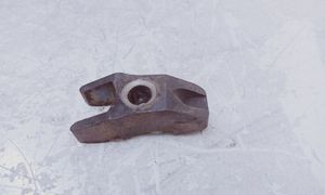 Volkswagen PASSAT B5 Fuel Injector clamp holder 