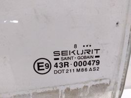 Suzuki Grand Vitara I Takaoven ikkunalasi 