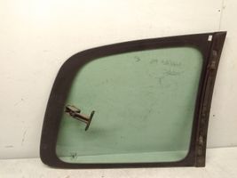 Opel Sintra Fenêtre latérale avant / vitre triangulaire 