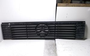 Mercedes-Benz 609 Grille de calandre avant 670690048