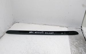 Mitsubishi Galant Garniture de hayon MR221496