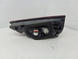 Opel Grandland X Tailgate rear/tail lights YP00016380