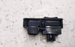 Hyundai ix35 Interruttore luci interne 937002S9109P