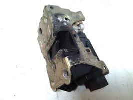 Opel Movano A Front door lock 