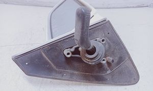 Mazda 121 Manualne lusterko boczne drzwi przednich 