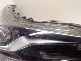 Toyota Prius (XW50) Phare frontale 8990847100