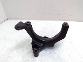 Volkswagen PASSAT B8 Engine mounting bracket 04L425