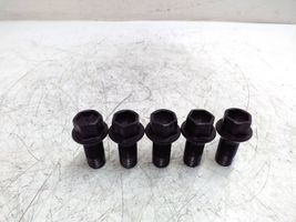 Mercedes-Benz GLA W156 Nuts/bolts 