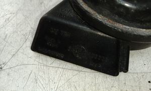 Volvo C30 Horn signal E1000233