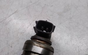 Subaru Outback Inyector de combustible 16613AA030